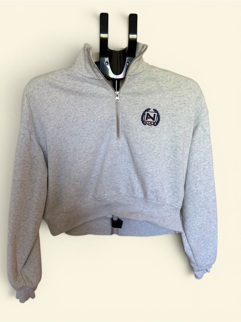 Nike Cropped Quarter Zip Sweatshirt Gray Embroidered Crest Logo Collegiate Size